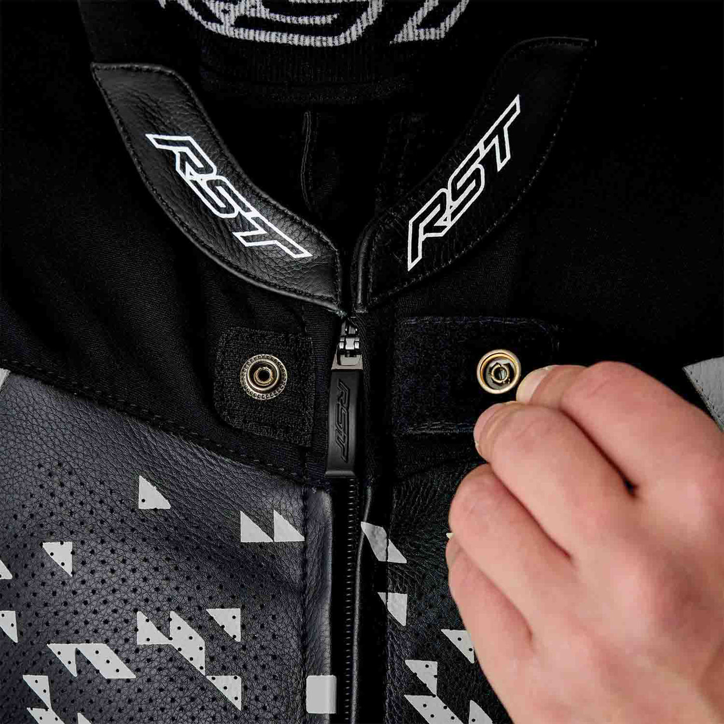 RST RST Pro Series D3O Airbag Leather Suit Black / Silver - View 7