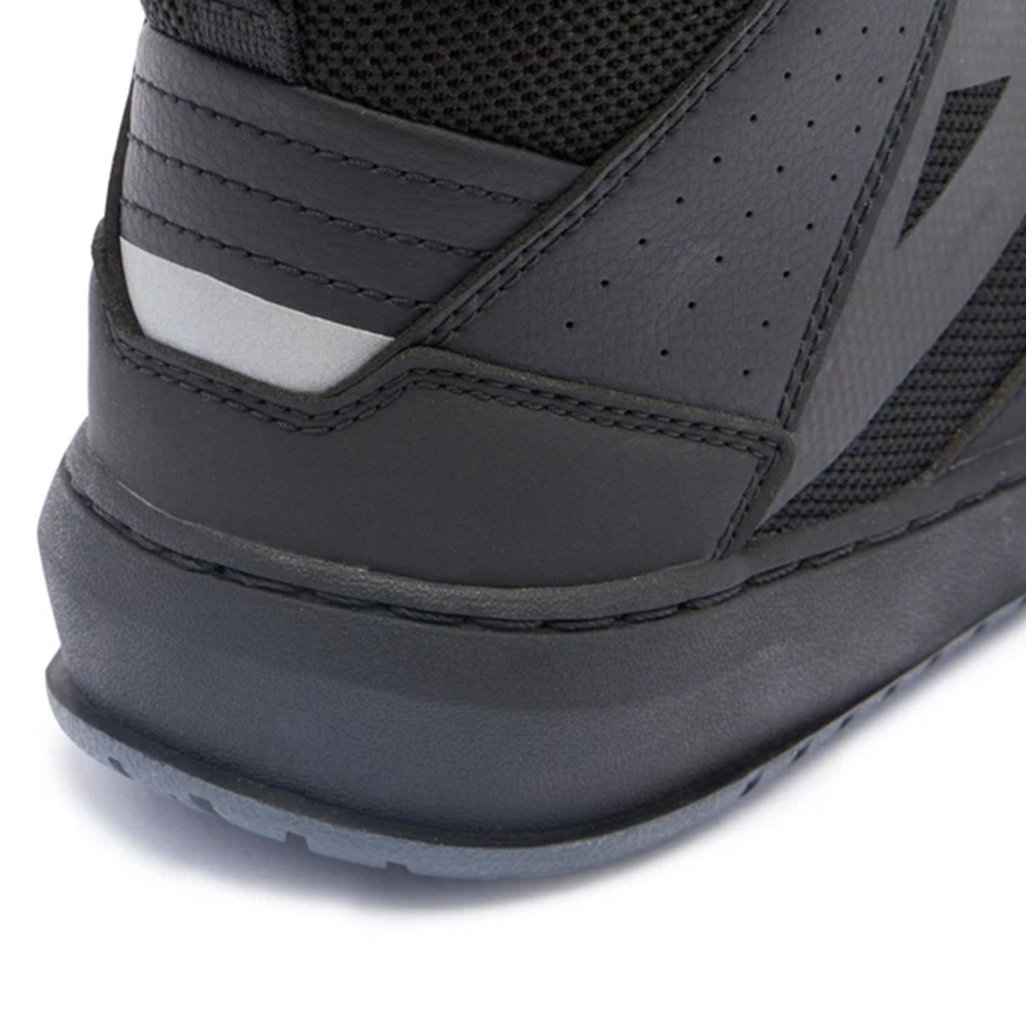 Dainese Suburb Air Shoes - Black/Black (631)