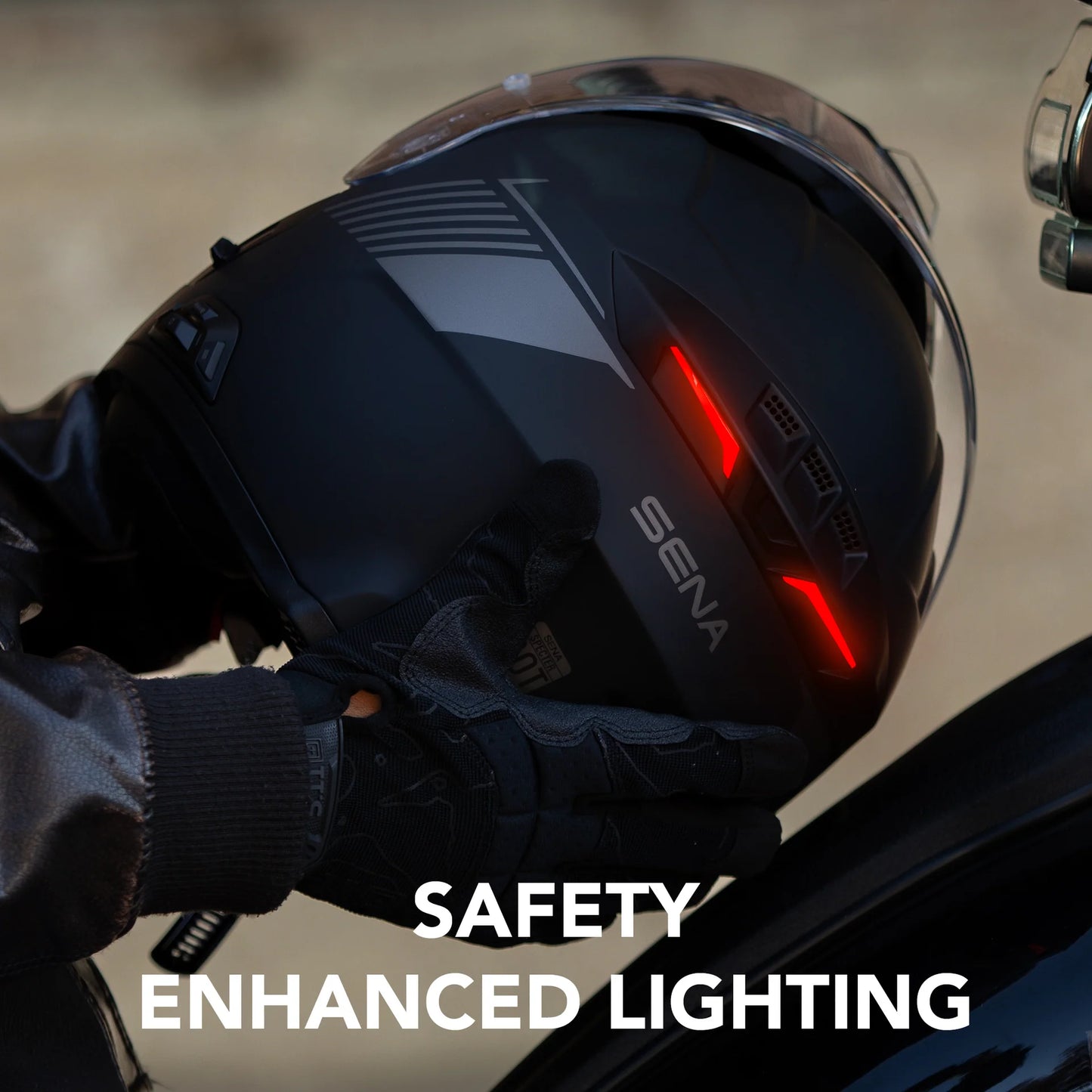 Sena Specter Smart Flip-Up Helmet w Mesh Comms Matt Black