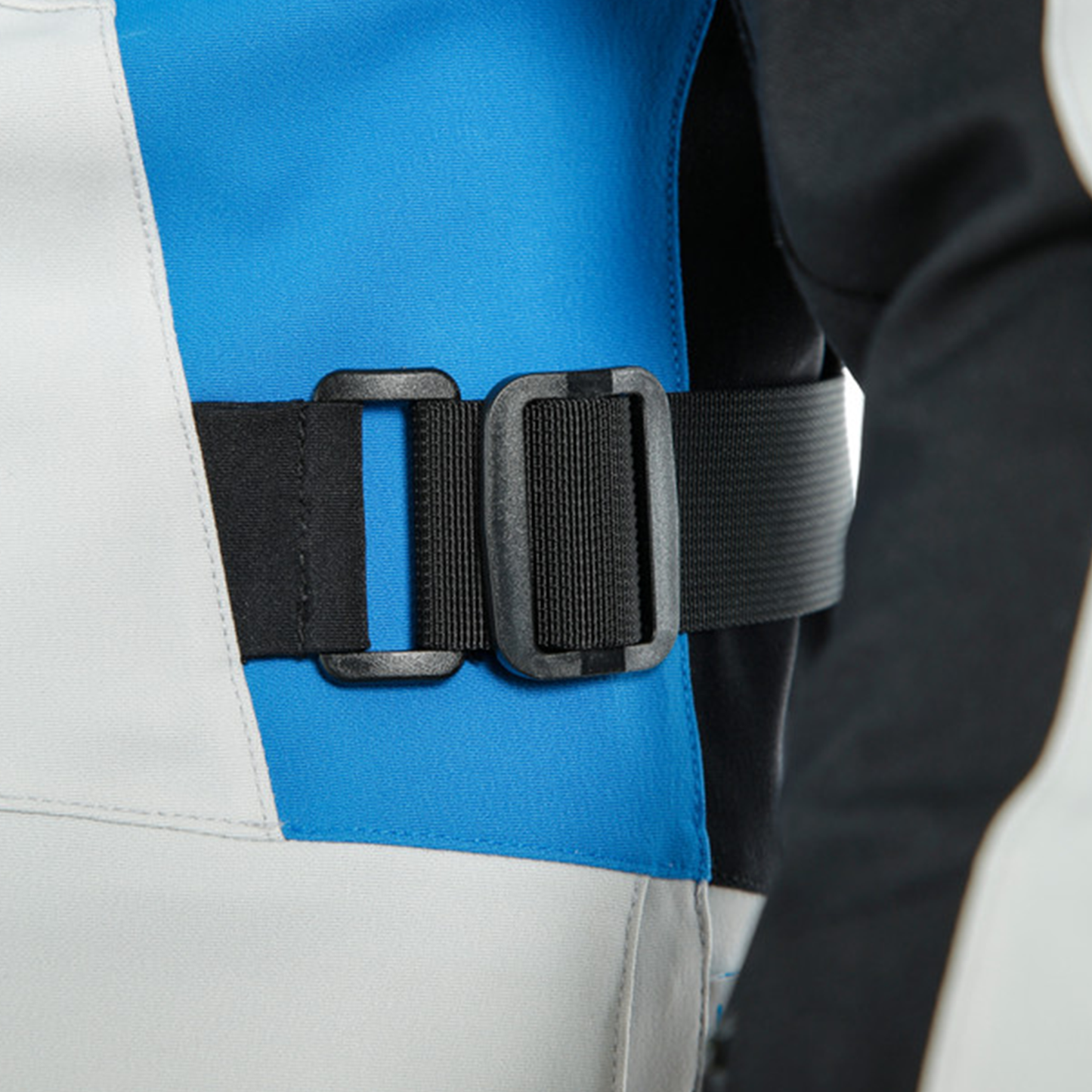 Dainese Dainese Tonale D-Dry Jacket - Glacier Grey/Performance Blue/Black - Detail View